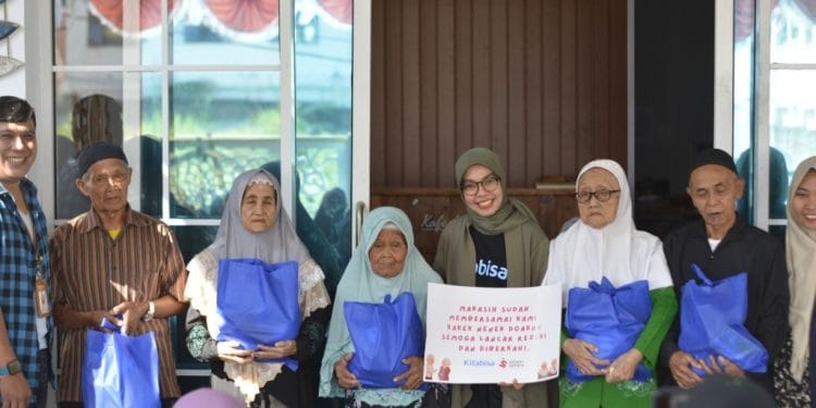 Lansia di Bandar Lampung Terima 3.100 Paket Nutrisi 