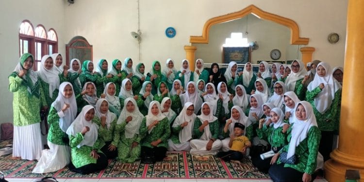 Fatayat NU Lampung Selatan Gelar Khotmil Qur’an 30 Juz