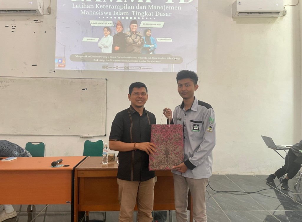 Narasumber Fosi FP Unila 