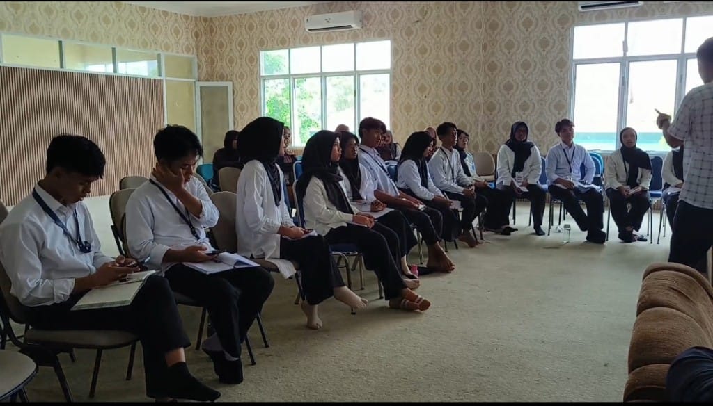 Mahasiswa Persma Radin Intan UIN RIL