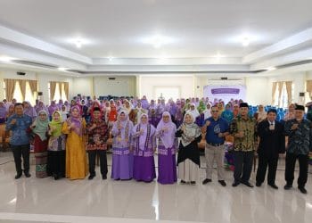 Mengupas Peran Ayah dalam Membangun Generasi Emas 2045