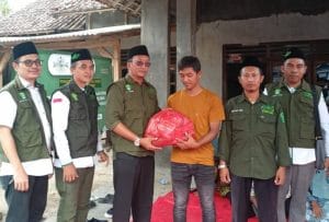 PCNU Lamsel Bantu Korban Puting Beliung