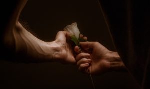 Cerpen: Cinta yang Terselubung Rahasia