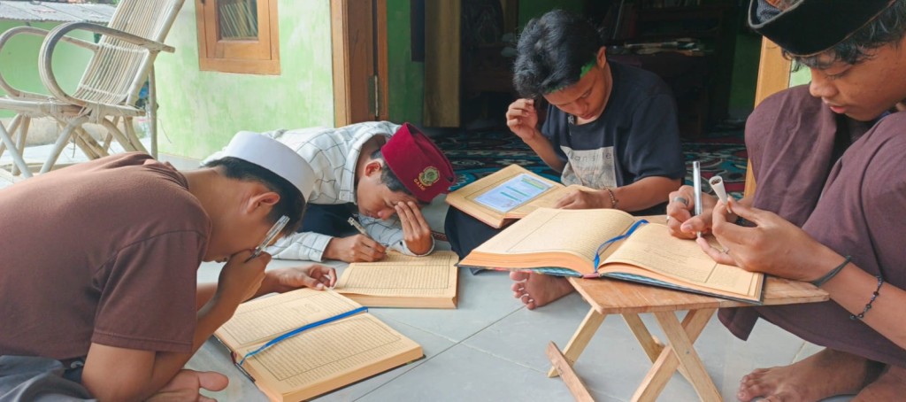 Proses belajar mengajar Santri Ponpes Bahril Wardah Darussalam