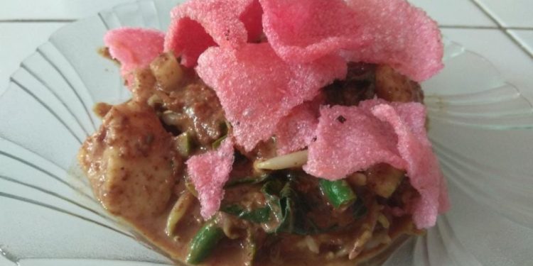 Pecel Lontong Kembar Kuliner Rumahan Terlezat di Kemiling