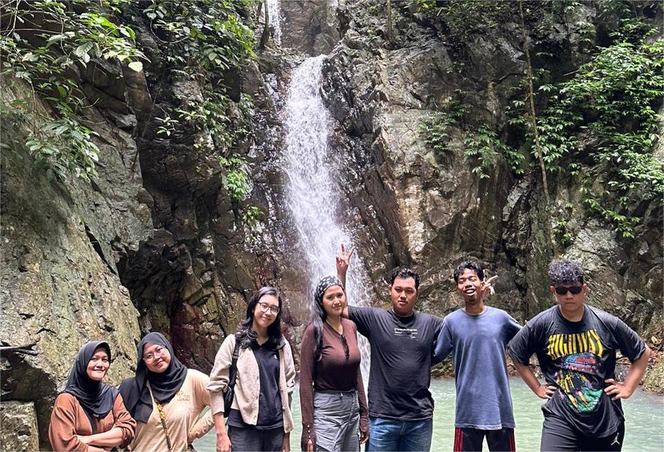 hidden gem air terjun