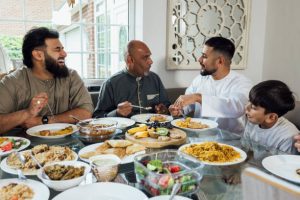 Tips Nikmati Hidangan Lebaran Tanpa Takut Kolesterol 