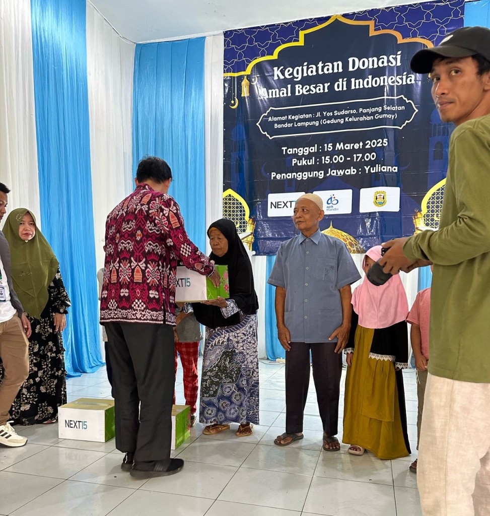 Penyerahan bantuan 