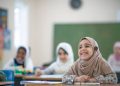 Anak Perempuan Berhijab