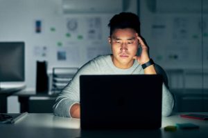 60% Karyawan Muda di Indonesia Pernah Lembur Tanpa Bayaran, Kok Bisa?