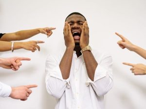 Jangan Baper Sama Komen Negatif, Cobain Trik Ini!