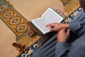 6 Kunci Rezeki dalam Al-Qur’an, Dijamin Langsung oleh Allah