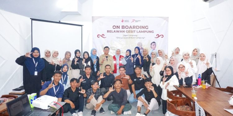Foto bersama relawan gesit lampung