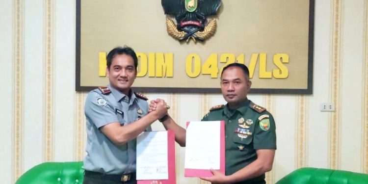 1. Lapas Kalianda dan Kodim 0421 Tandatangani PKS