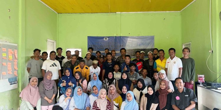 Mitra Bentala Bersama Nelayan Sungai Burung Gelar Pelatihan Pengelolaan Wilayah Pesisir dan Laut Terpadu