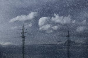 Waspada Petir dan Hujan Lebat di Lampung