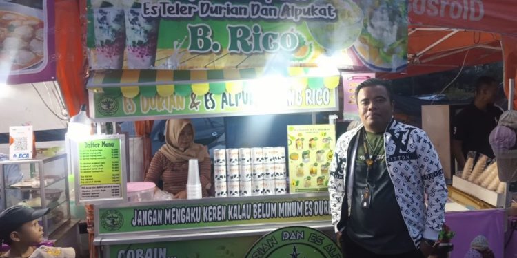 Es Durian dan Alpukat Bang Rico: UMKM Lokal Lampung yang Bawa Inovasi Segar di Dunia Minuman Tradisional