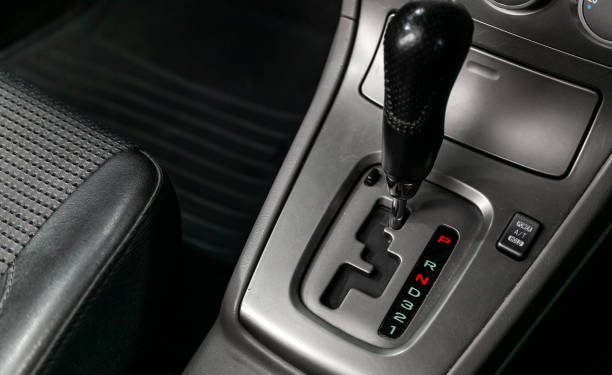perbedaan mobil matic dan manual