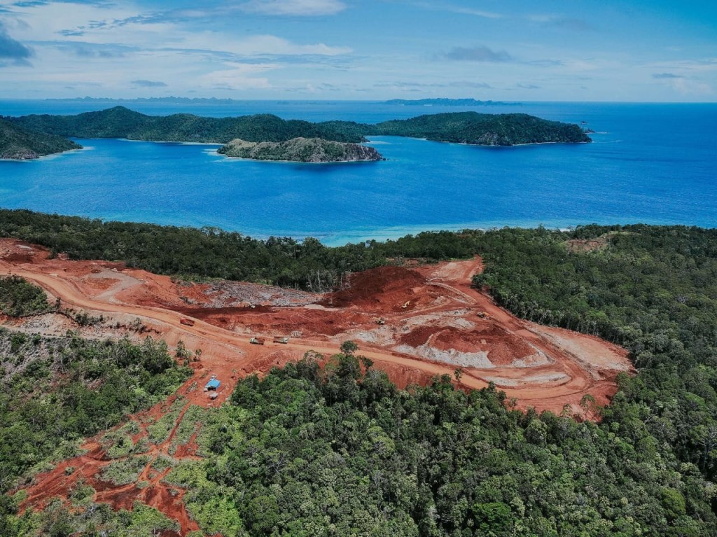 tambang nikel di Raja Ampat