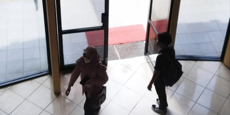 Merapah.com- mahasiswa FISIP Unila