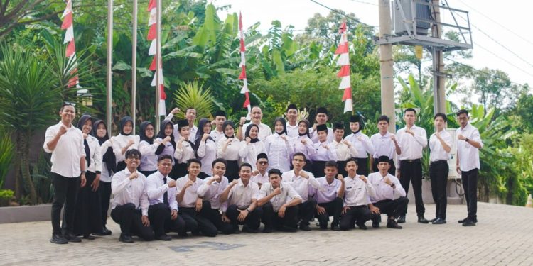 Upacara HUT RI KE-80 Hotel Kyriad M2 Laampung