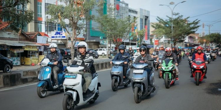 Be One Ride With Gubernur