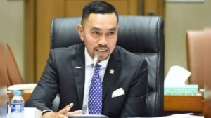 Jam Tangan Mewah Sahroni Senilai Rp11,7 Miliar Kembali Usai Viral di Medsos