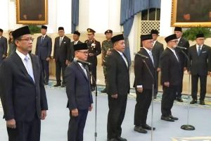 Presiden Lantik Menteri Baru, Sri Mulyani Digantikan Purbaya Yudhi Sadewa