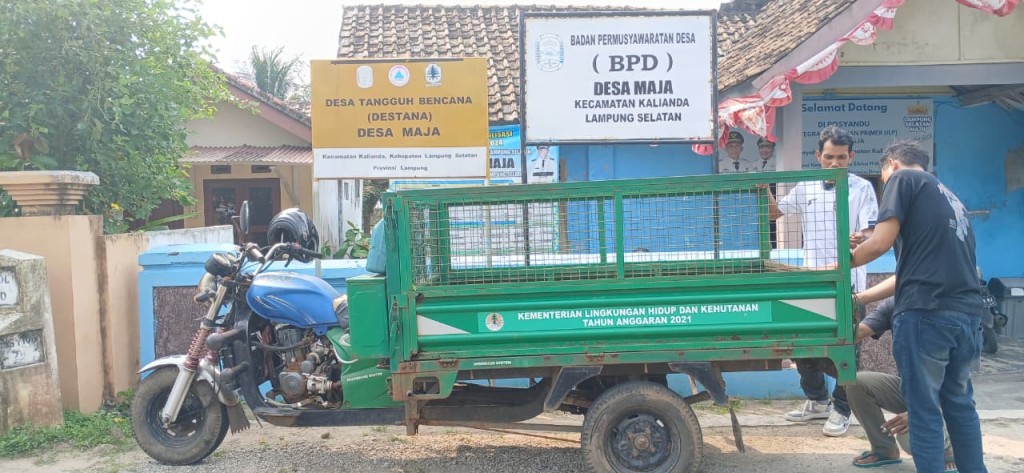 DLH Lampung Selatan Dukung Pengurangan Sampah Destana dan Bank Sampah Maja..