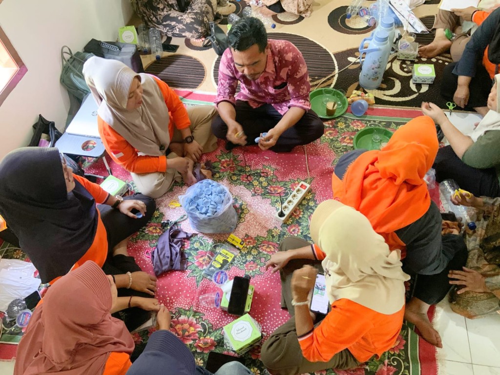 Mitra Bentala Dorong Pelatihan Bank Sampah..