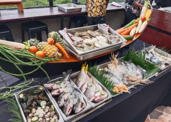 daun semanggi bistro.