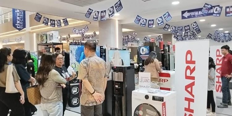 merapah.com - Pameran Sharp di mall chandra tanjung karang