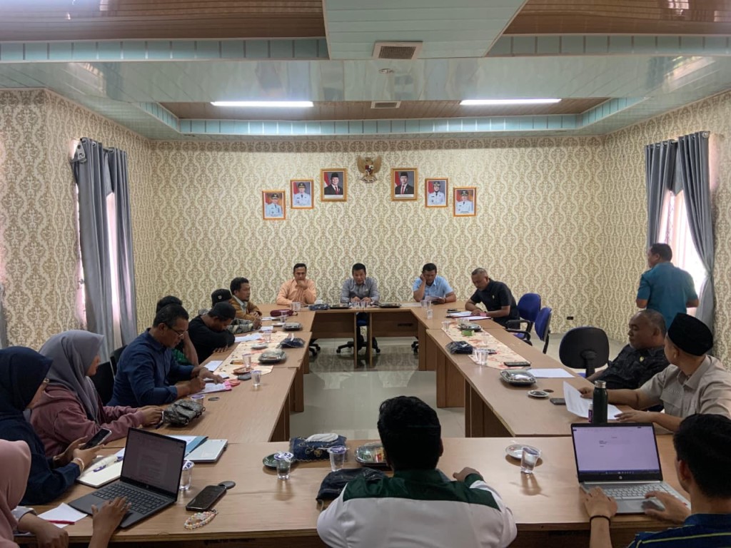Forkom Nettral Bahas Isu Rajungan Berkelanjutan dengan Komisi II DPRD Tulang Bawang.