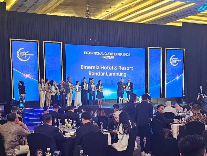Emersia Hotel & Resort Raih Traveloka Hotel Awards.