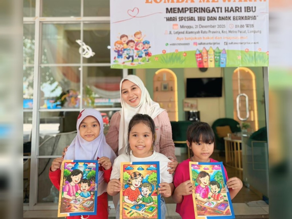 Lomba mewarnai Fyglow Clinic Metro.