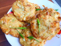 Bahaya Gorengan Plastik Mengintai: Cek Faktanya!