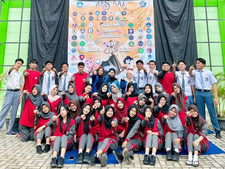 4 Campus Expo SMAN 1 Tumijajar
