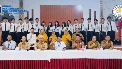 Penutupan KMV Alumni, SMK Menuju Karier Profesional