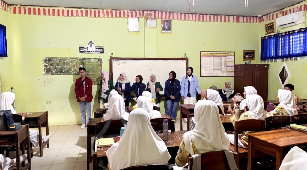 SMAN 1 Tumijajar Hadirkan Campus Expo AKSARAA 26...