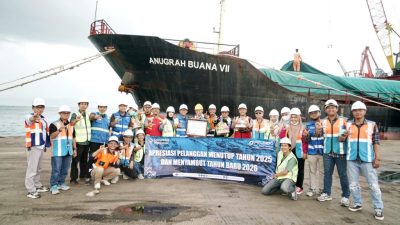 Pelindo Panjang Tutup 2025, Awali 2026 dengan Kapal Pertama