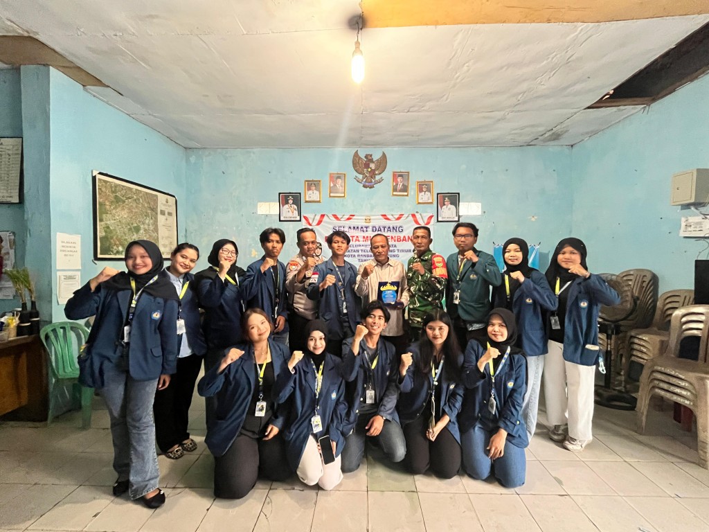 Dari Sampah ke Pakan Inovasi Maggot Mahasiswa KKN Unila di Perwata