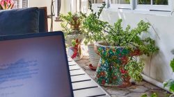 FYP, Standar Hidup, dan Waktu yang Diam-Diam Habis