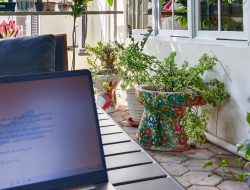 FYP, Standar Hidup, dan Waktu yang Diam-Diam Habis