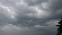 Cuaca Lampung 27 April 2026: Warga Diminta Waspada