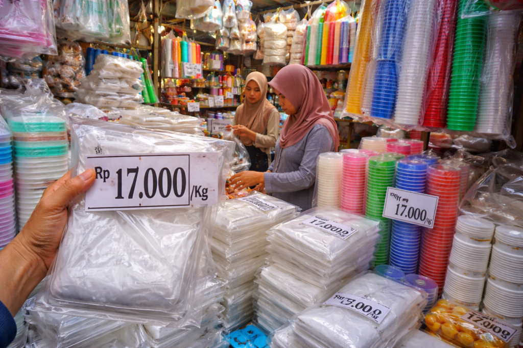 harga plastik