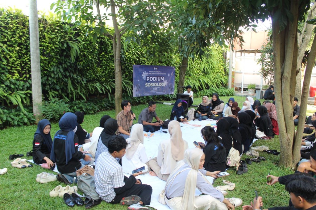 HMJ Sosiologi FISIP Universitas Lampung menggelar PODIUM untuk membahas relevansi jurusan dengan kebutuhan industri.