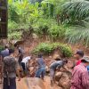 Destana dan Warga Sigap Tangani Longsor di Desa Maja