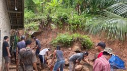 Destana dan Warga Sigap Tangani Longsor di Desa Maja