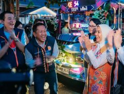 Wulan Sari Mirza Ajak Pengurus REI Keliling Bandar Lampung Naik 27 Odong-odong UMKM