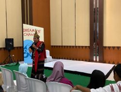 Jarwo Songha Pentas Dongeng dalam Gelaran Say WaWay Kota Metro 2026